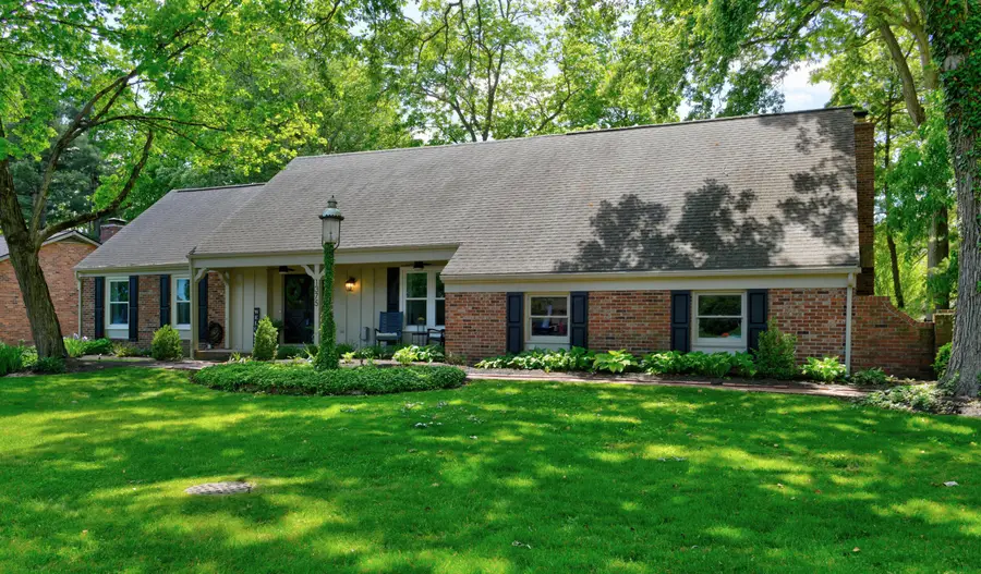 1375 Hickory Ridge Lane, Columbus, OH 43235 - #2