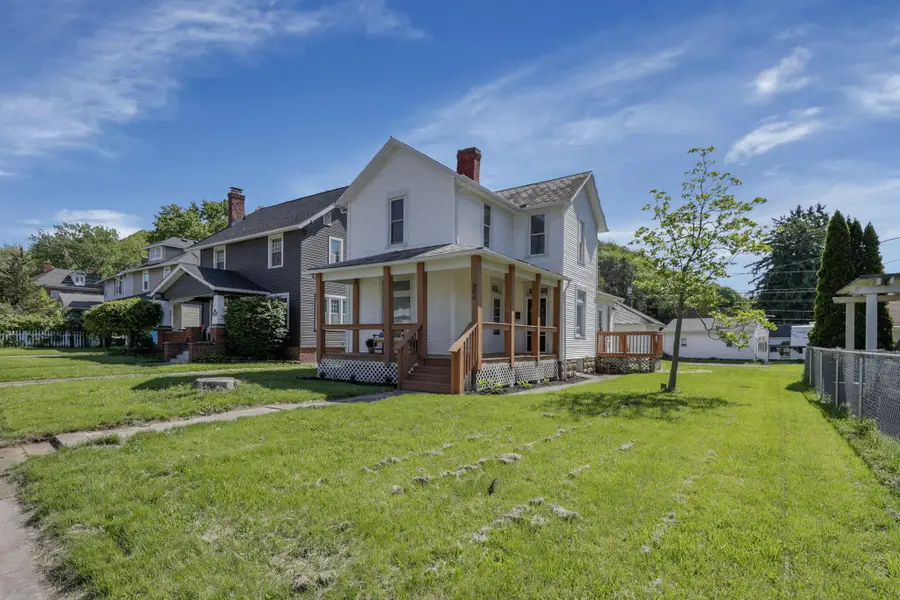 806 N High Street, Lancaster, OH 43130 - #2