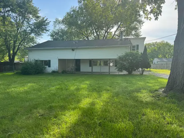 64 7th Avenue Sw, Etna, OH 43062