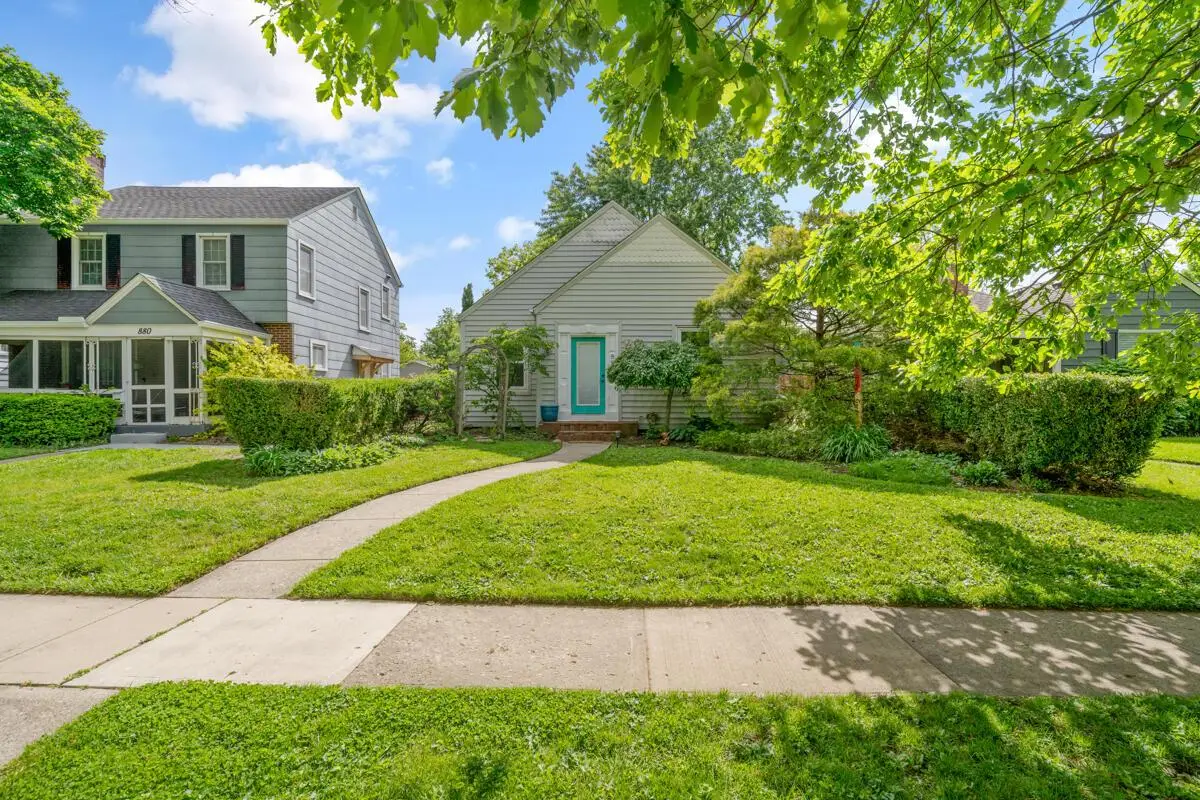 886 S Roosevelt Avenue, Columbus, OH 43209 - #1
