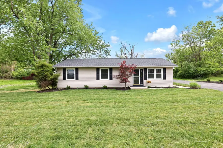 6375 W Mohican Drive, Powell, OH 43065 - #2