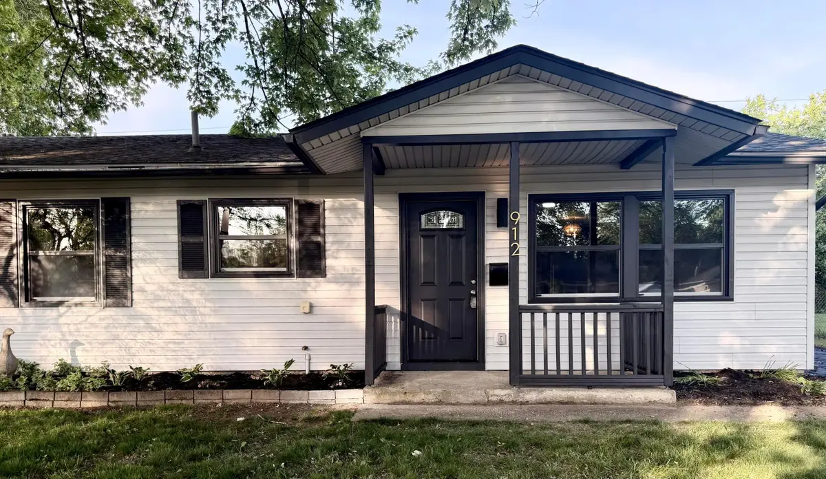 912 Sunview Road, Reynoldsburg, OH 43068 - #1