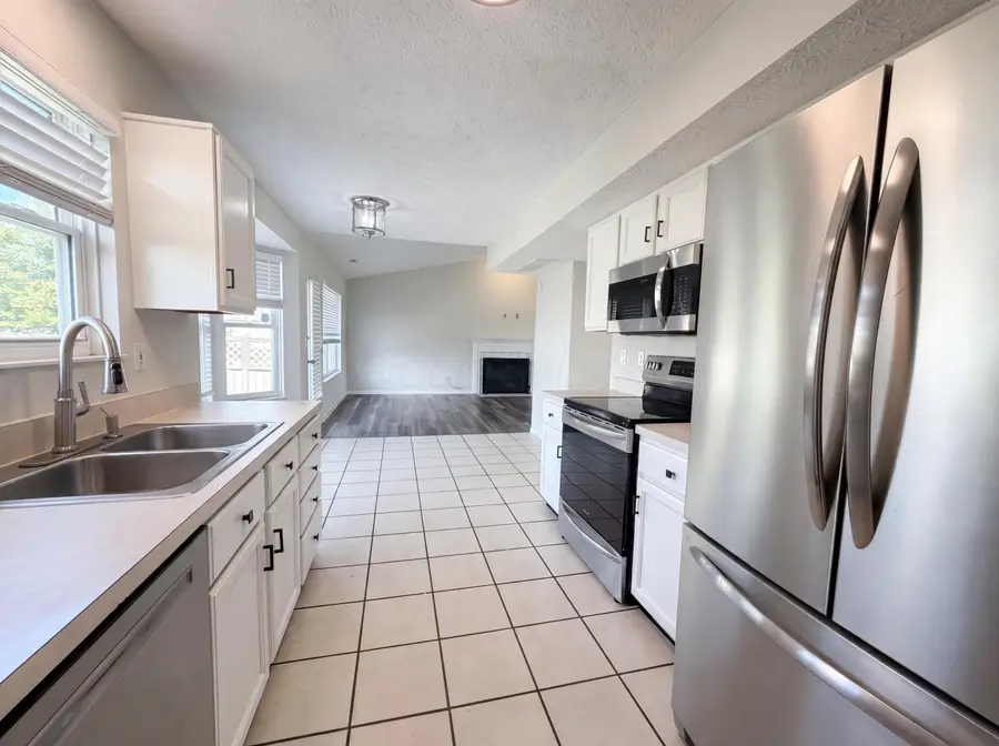 7296 Candlestone Drive, Reynoldsburg, OH 43068 - #2