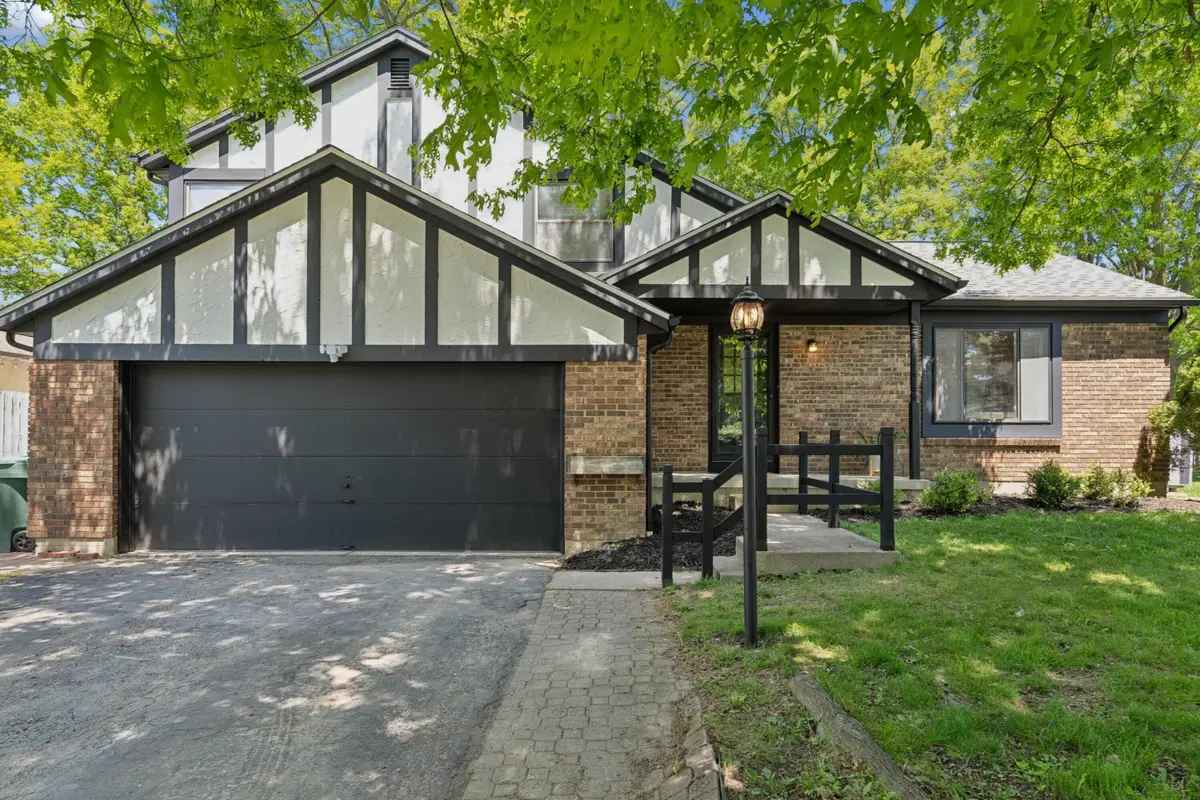 3614 Rochfort Bridge, Columbus, OH 43221 - #1