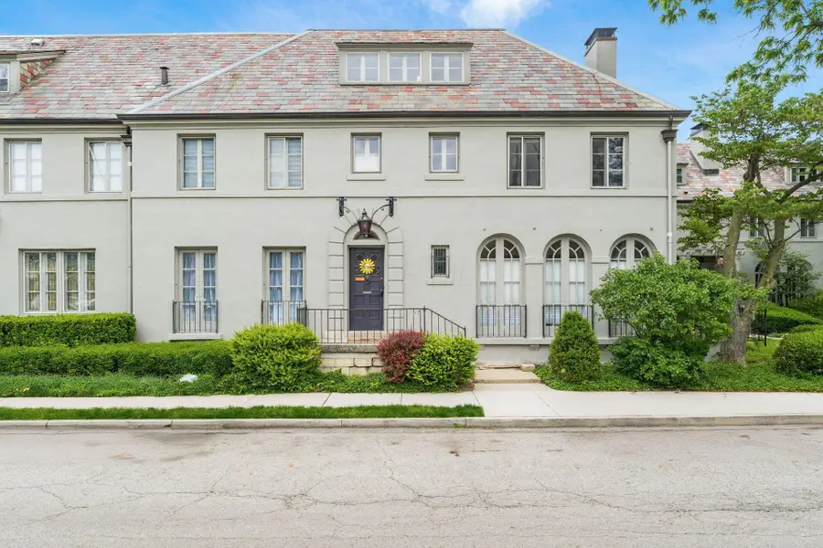 42 Brunson Avenue, Columbus, OH 43203 - #3
