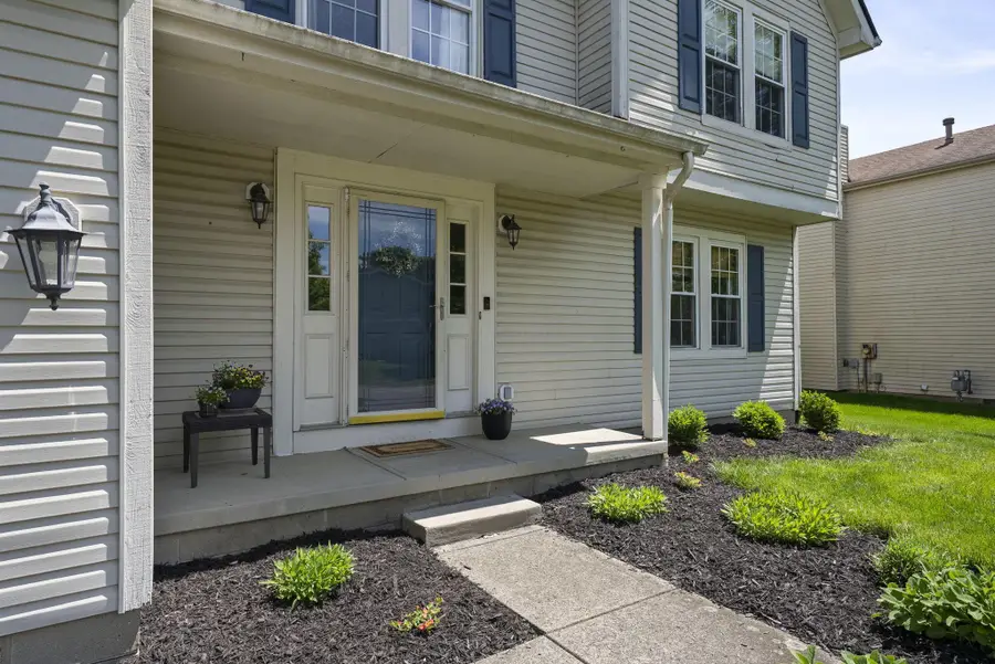 328 Meadows Boulevard, Pickerington, OH 43147 - #2