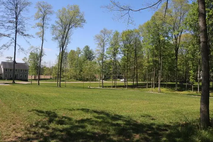 9583 Woodridge Circle, Fredericktown, OH 43019 - #2