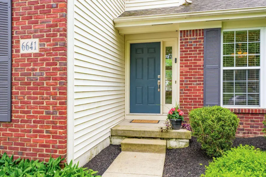 6641 Wisteria Circle, Dublin, OH 43016 - #3