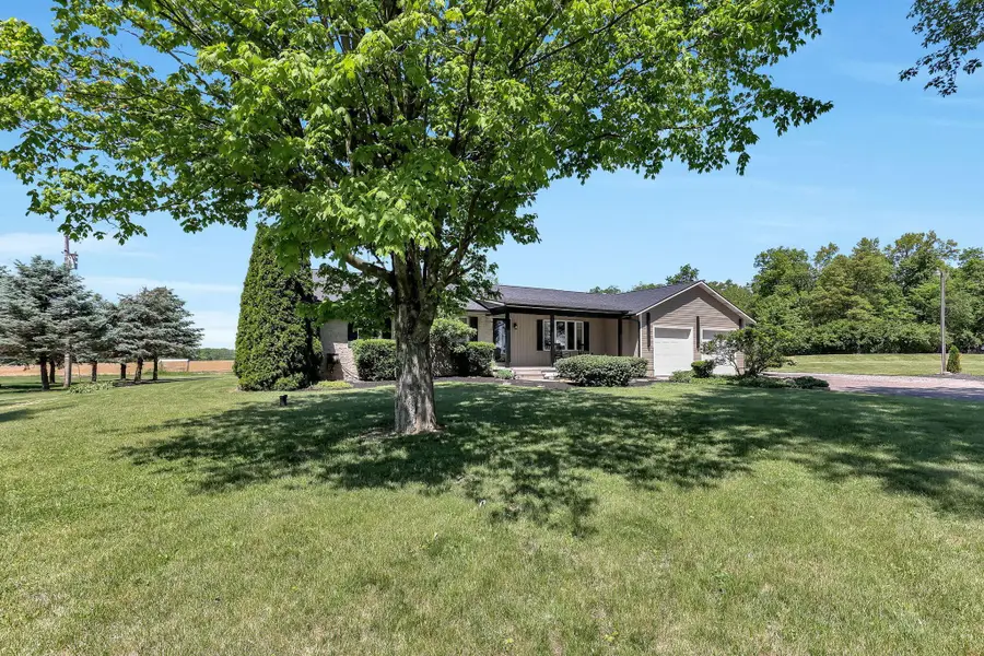 8025 Fosnaugh School Road Sw, Stoutsville, OH 43154 - #3