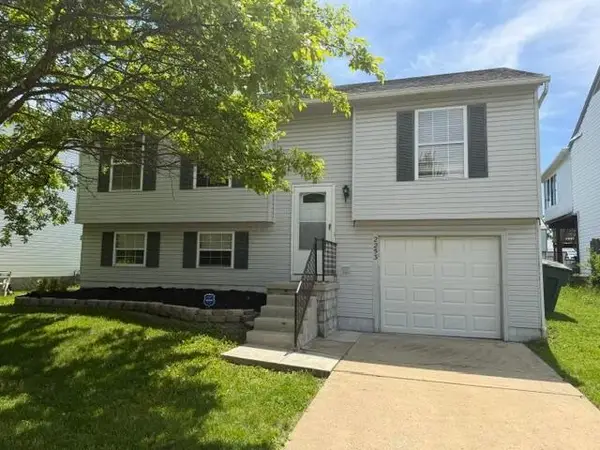2253 Autumn Village Court, Columbus, OH 43223