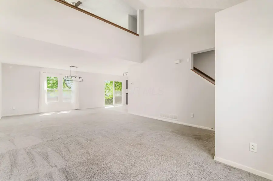 1240 Onaway Court, Columbus, OH 43228 - #2