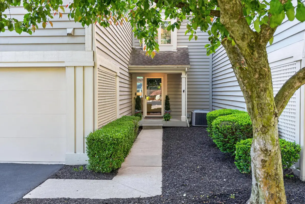 6029 Glenbarr Place, Dublin, OH 43017 - #1