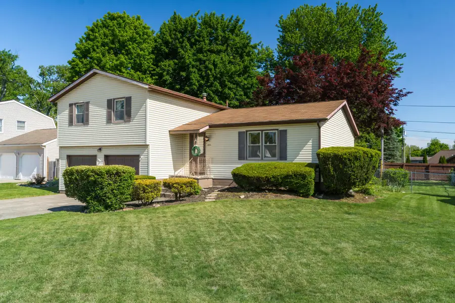 866 W Locust Street, Newark, OH 43055 - #2