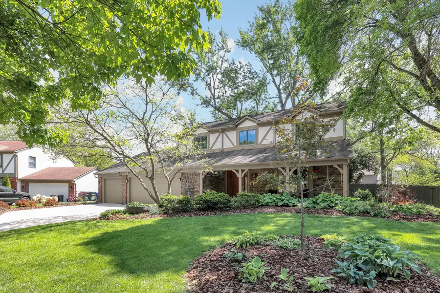 2411 Sovron Court, Dublin, OH 43016 - #3