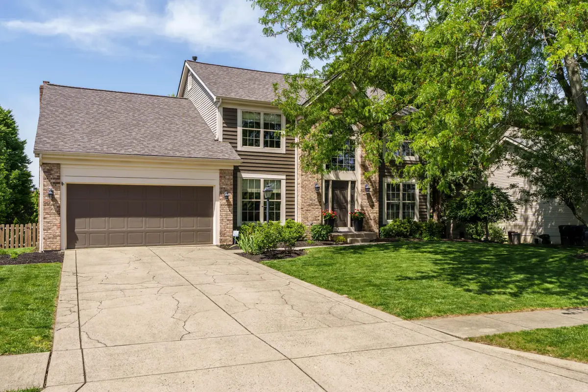 4500 Huntwicke Drive, Hilliard, OH 43026 - #1
