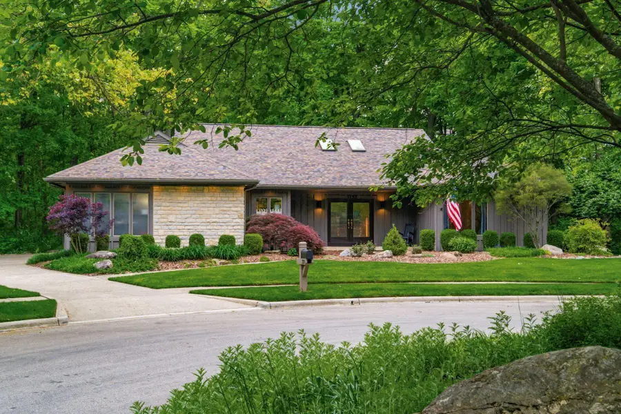 7155 Wellington Court, Dublin, OH 43016 - #3