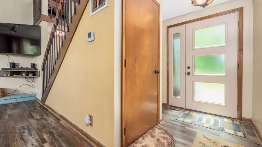 10383 Twin Oaks Drive, Cambridge, OH 43725 - #2