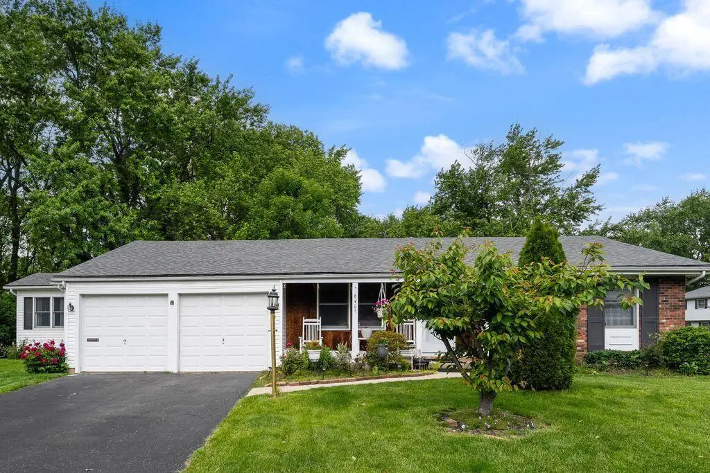 6401 Peardale Road E, Columbus, OH 43229 - #1