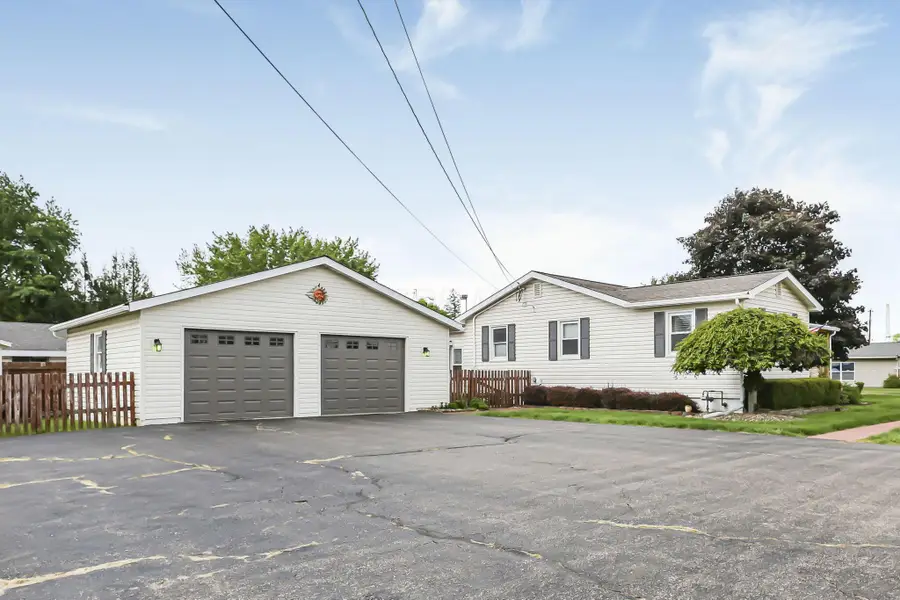 14 Mount Vernon Avenue, Mount Vernon, OH 43050 - #2