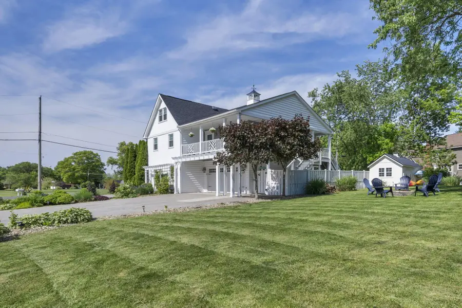 580 Lakeshore Drive W, Hebron, OH 43025 - #3