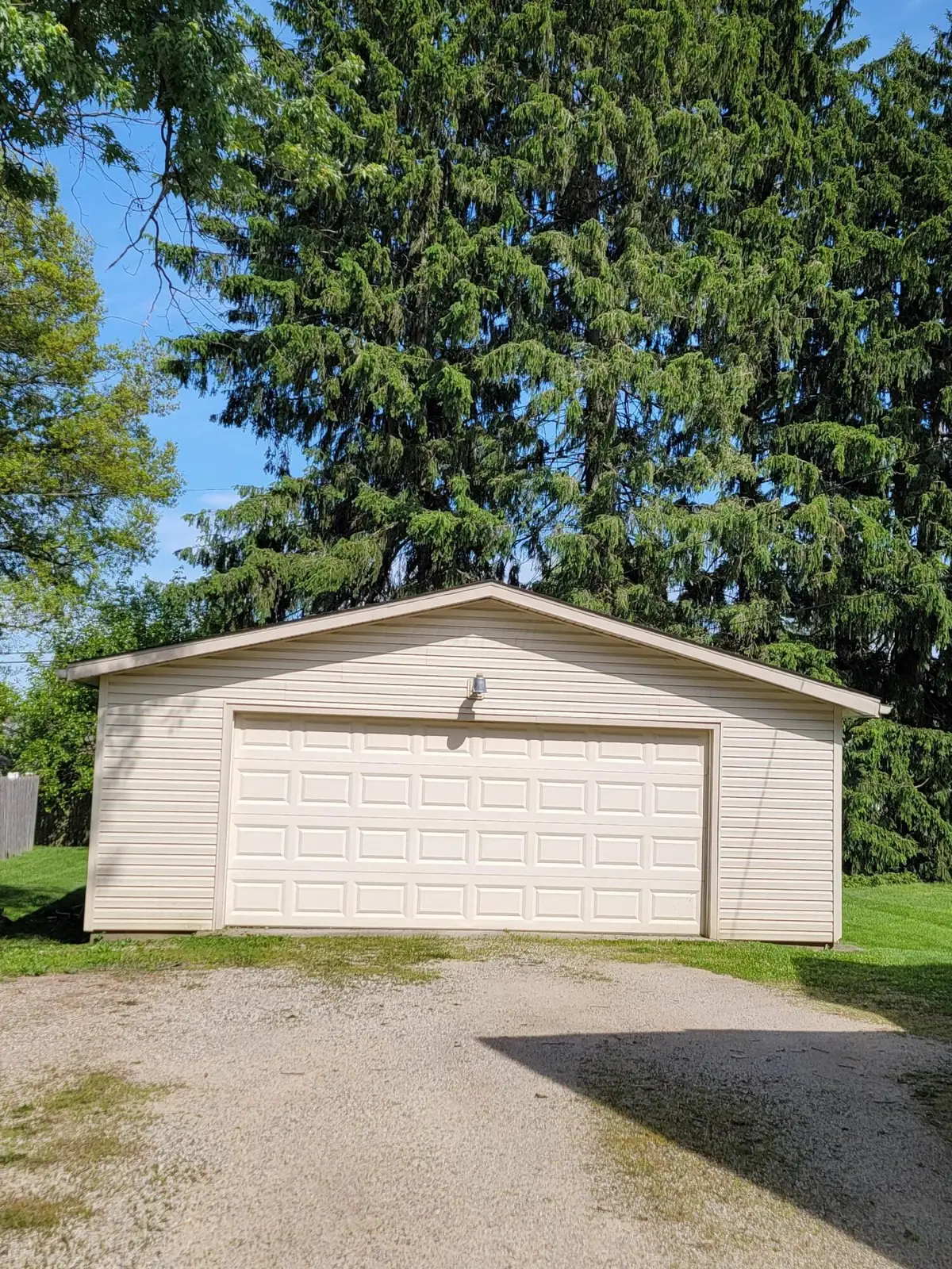 28 S 33rd Street, Newark, OH 43055 - #1