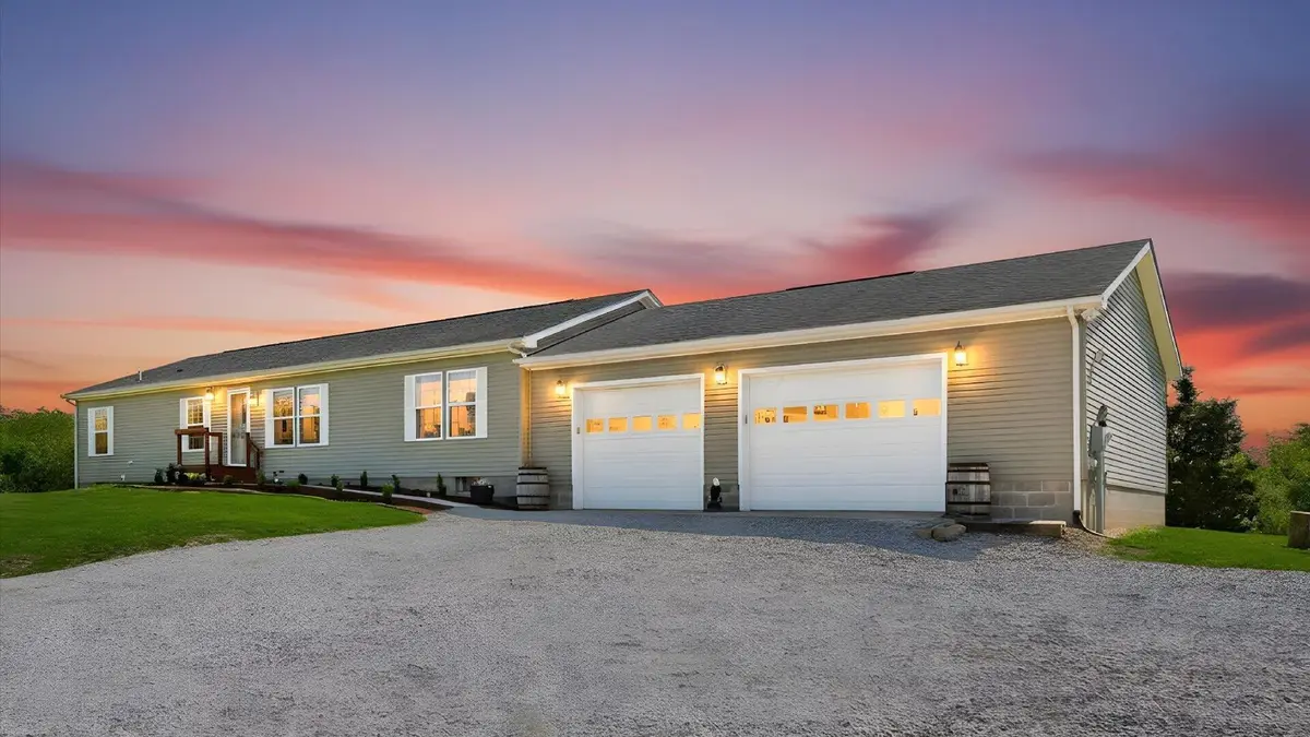 4780 Huggins Road, Zanesville, OH 43701 - #1