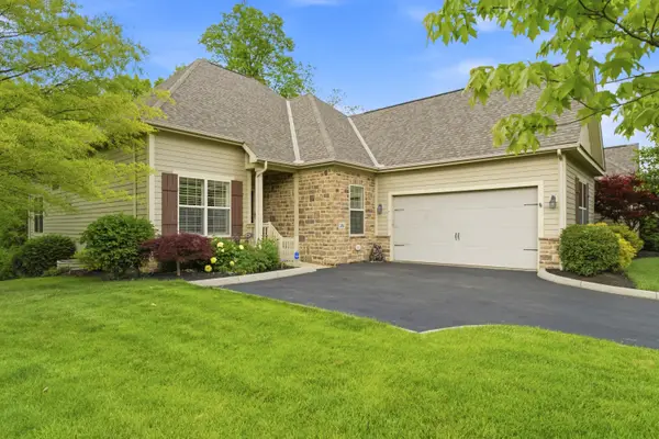 386 Slate Crossing Drive, Delaware, OH 43015