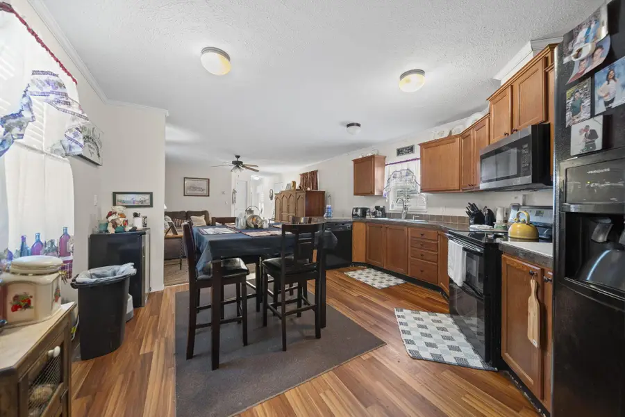 6244 London Groveport Road, Grove City, OH 43123 - #2