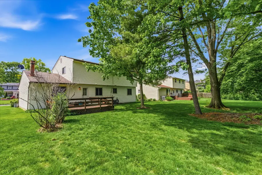 72 Yorkshire Road, Delaware, OH 43015 - #3