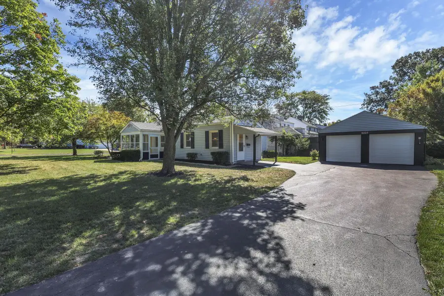 2227 Zollinger Road, Columbus, OH 43221 - #2