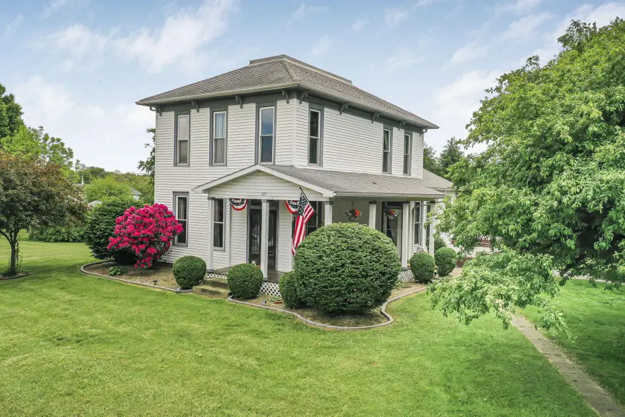 117 E Columbus Street, Thornville, OH 43076 - #2