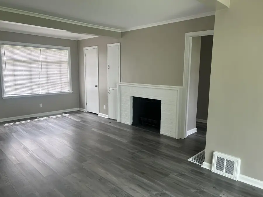 2416 E Livingston Avenue, Columbus, OH 43209 - #3
