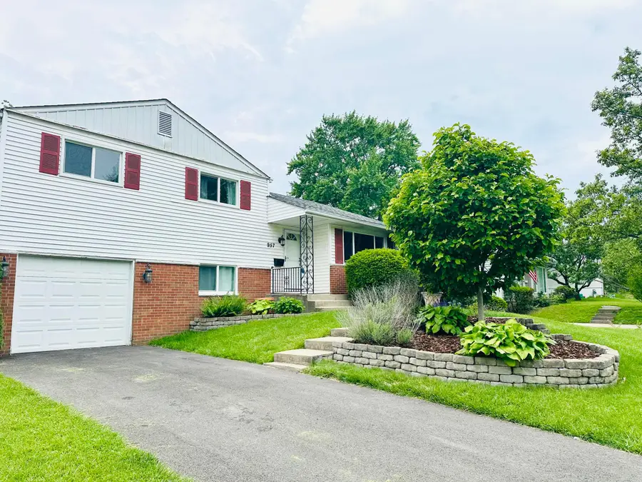 957 Varsity Avenue, Columbus, OH 43221 - #2