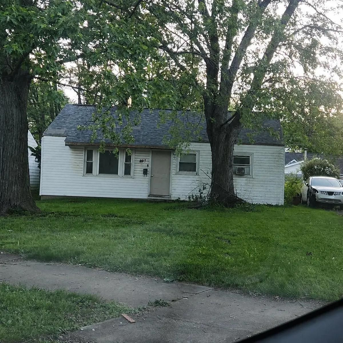 897 S Hampton Road, Columbus, OH 43227 - #1