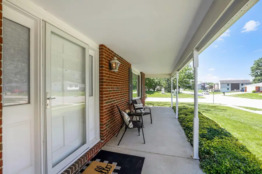 559 Waterbury Boulevard, Columbus, OH 43230 - #3