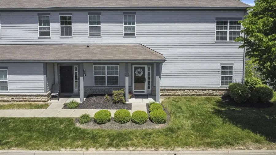 5923 Bluestone Way, Lewis Center, OH 43035 - #2