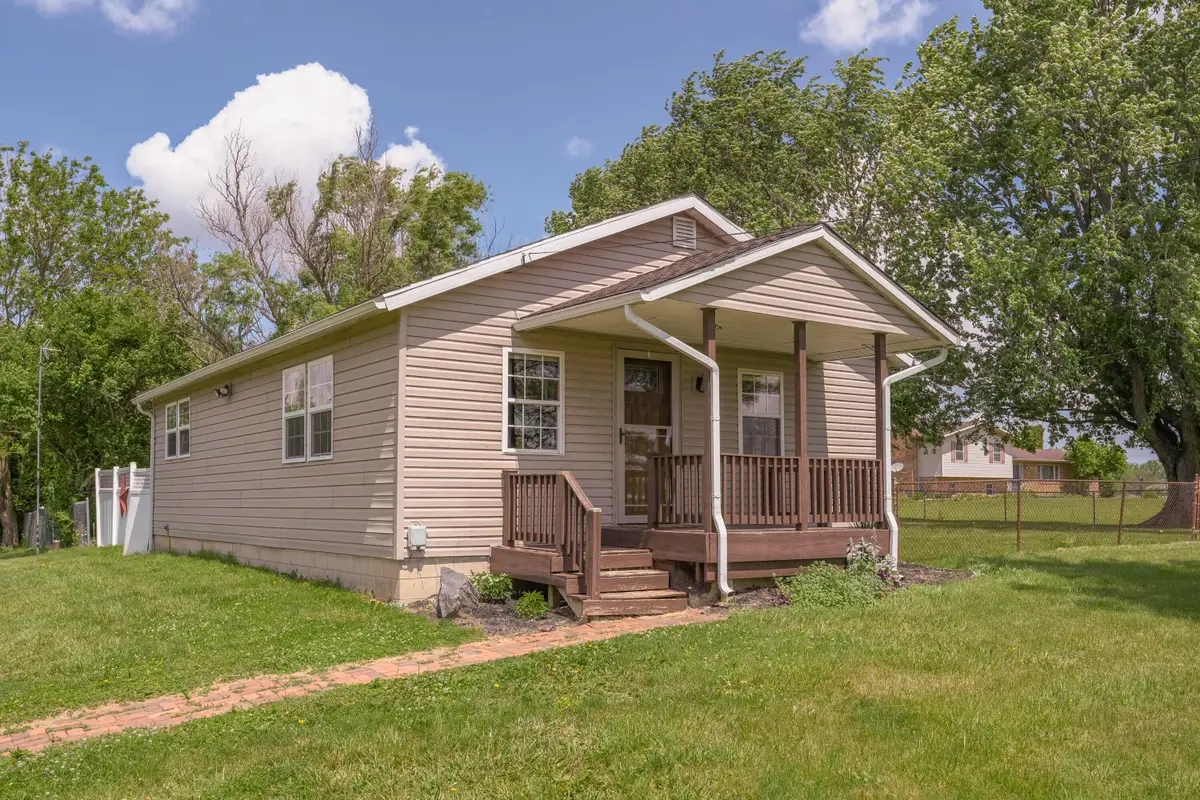 12585 Us Highway 62 Ne, Mount Sterling, OH 43143 - #1