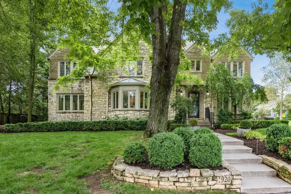 1920 Edgemont Road, Upper Arlington, OH 43212