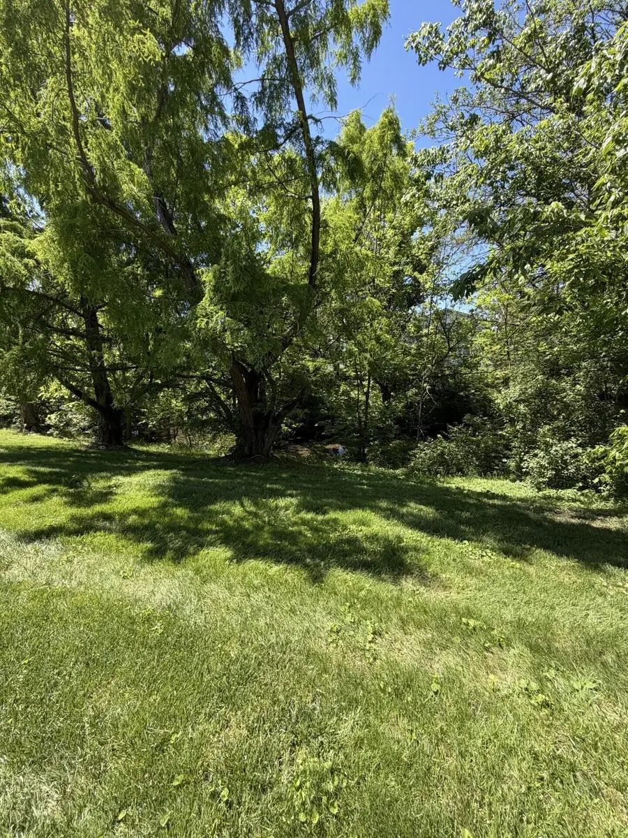 2515 Nassau Drive, Columbus, OH 43232 - #3