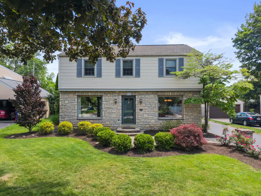2762 Tremont Road, Columbus, OH 43221 - #2