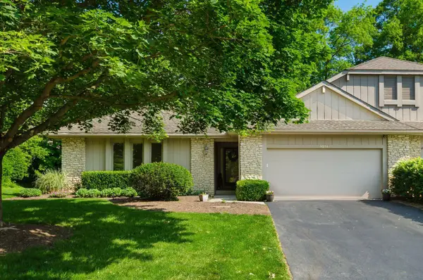 9274 Muirkirk Drive, Dublin, OH 43017