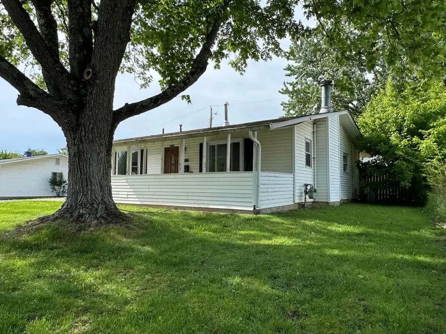 7446 Saratoga Avenue, Reynoldsburg, OH 43068 - #3