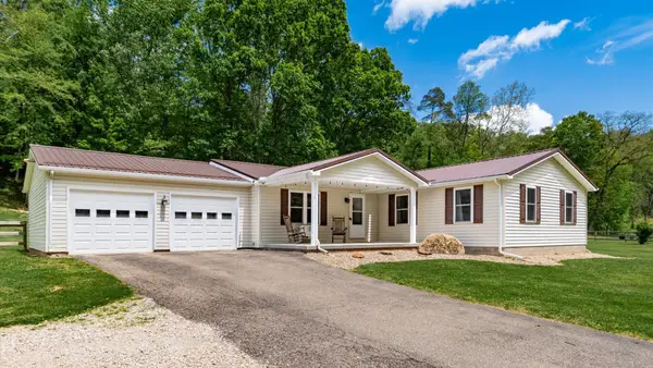 385 Irish Ridge Road, Philo, OH 43771