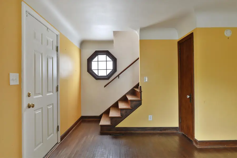 66 Demorest Road, Columbus, OH 43204 - #2