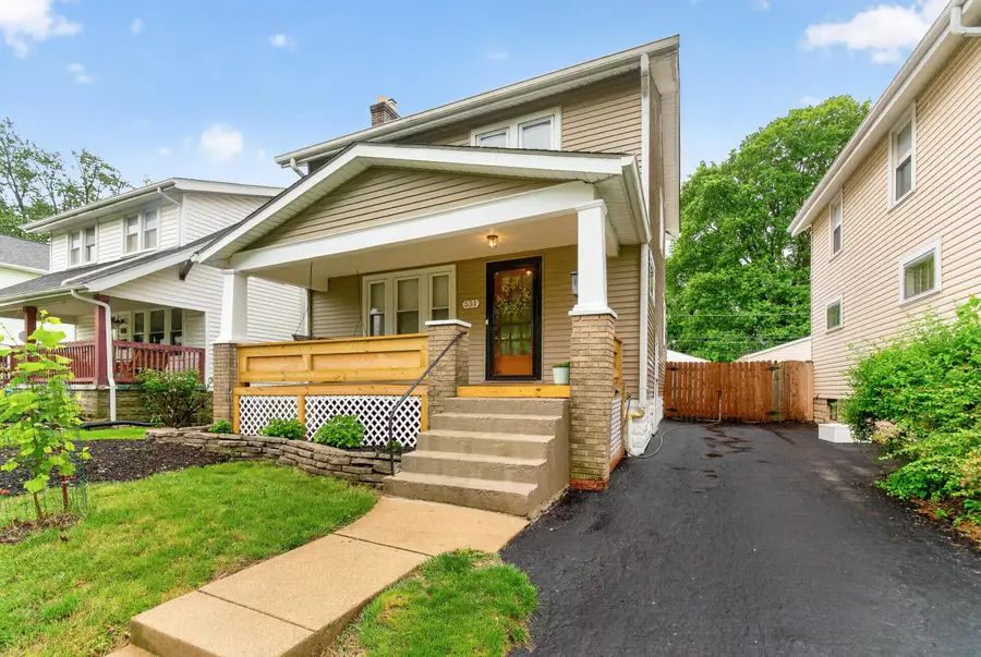 551 Melrose Avenue, Columbus, OH 43202 - #3