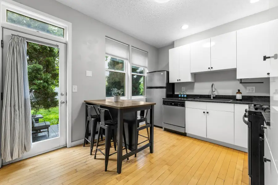 1092 Highland Street, Columbus, OH 43201 - #2