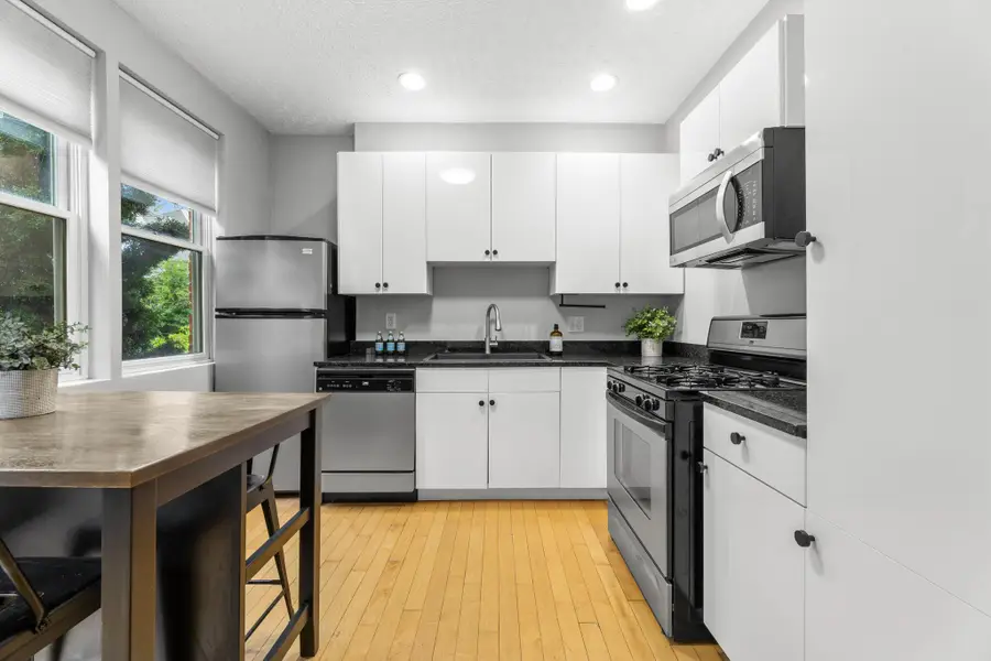 1092 Highland Street, Columbus, OH 43201 - #3