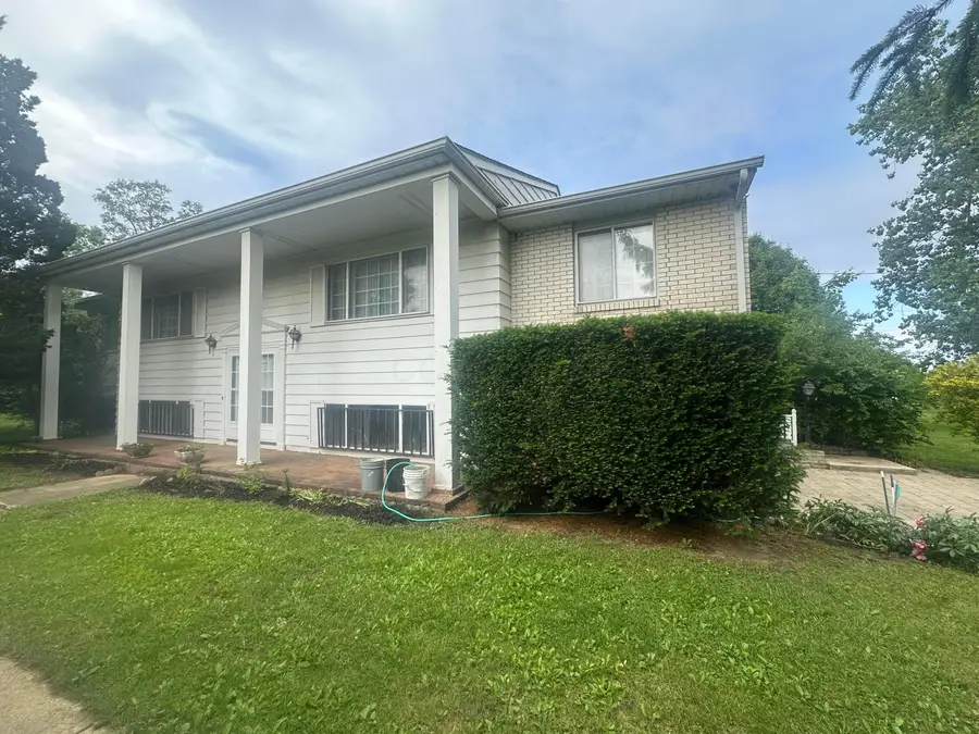 9462 Alkire Road, Grove City, OH 43123 - #2
