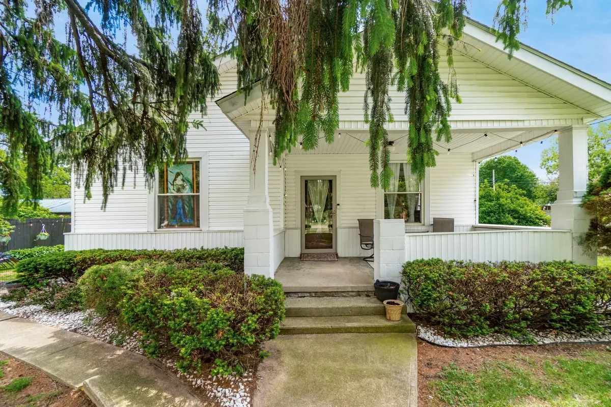 217 E High Street, Ashley, OH 43003 - #1
