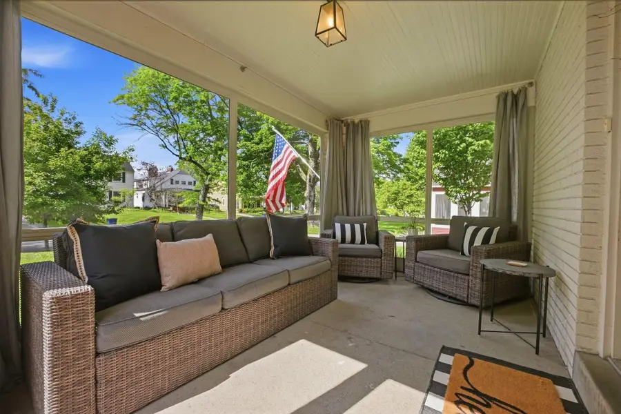 388 Brevoort Road, Columbus, OH 43214 - #3